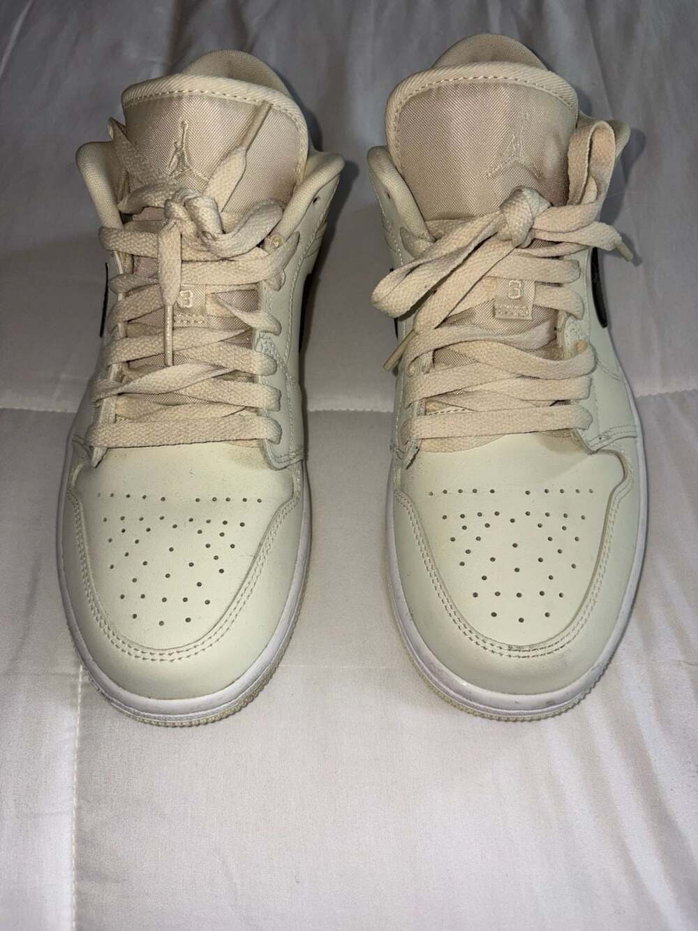 Jordan Air Jordan 1 Low Size 9 Coconut Milk White Black Sneakers